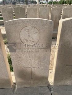 BAGHDAD (NORTH GATE) WAR CEMETERY - DUNNINGTON, G